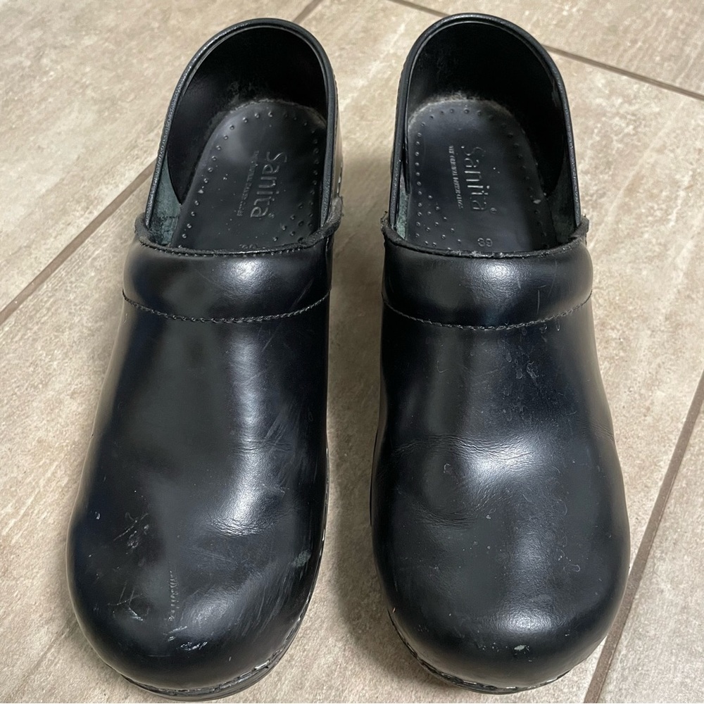 Sanita Danish Clog Black Leather Euro Size 39 US Size 8.5